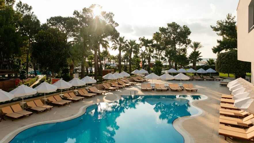 Seven Seas Hotel Blue